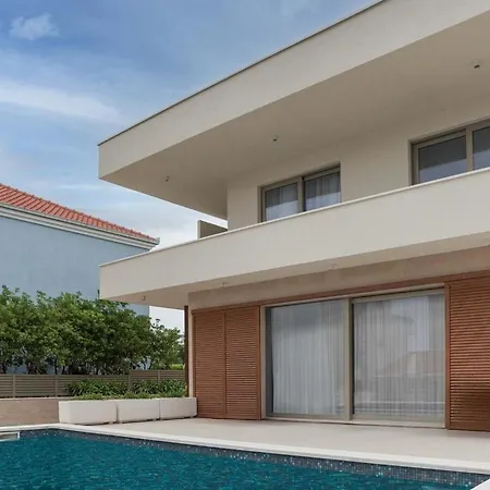 New! San Pietro - A Luxurious Seaside Retreat In Kastel Stafilic