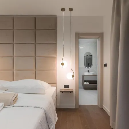 New! San Pietro - A Luxurious Seaside Retreat In Kastel Stafilic Villa