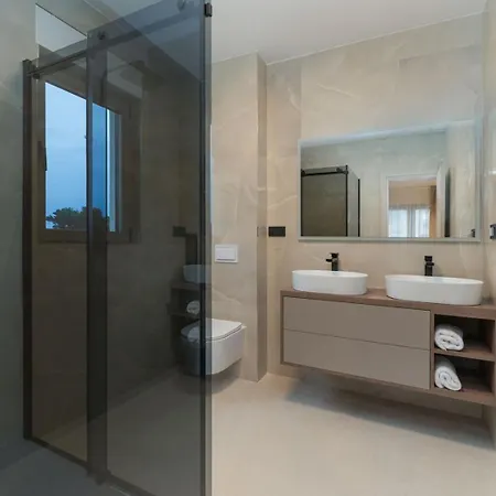 New! San Pietro - A Luxurious Seaside Retreat In Kastel Stafilic Villa Kastela
