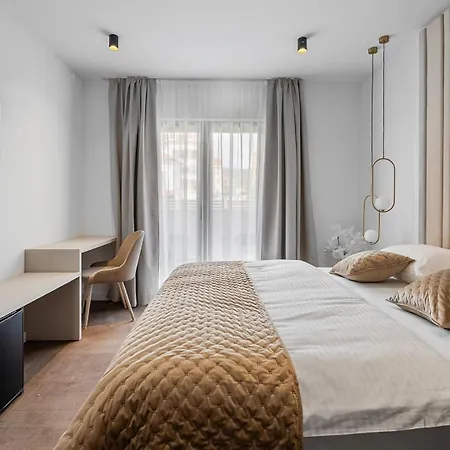 New! San Pietro - A Luxurious Seaside Retreat In Kastel Stafilic